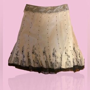 Forever 21 Cream and Black Floral A-Line Skirt